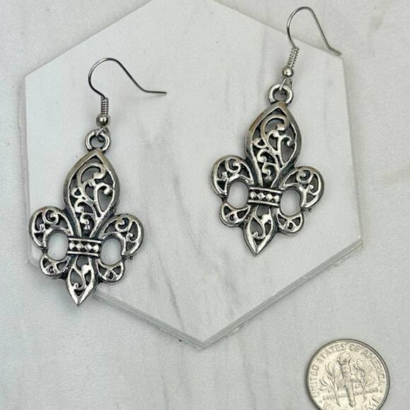 Silver Tone Fleur de Lis Scroll Dangle Earrings - Picture 1 of 2